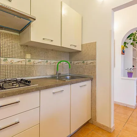 Apartamento 2 Bedroom Beautiful In *