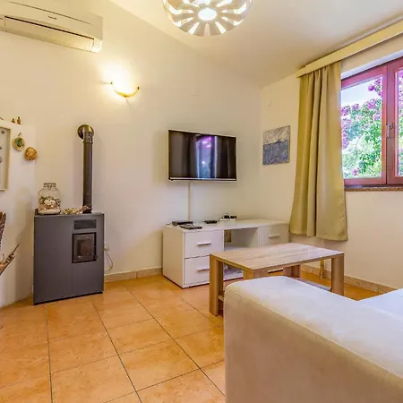 Apartament 2 Bedroom Beautiful In *