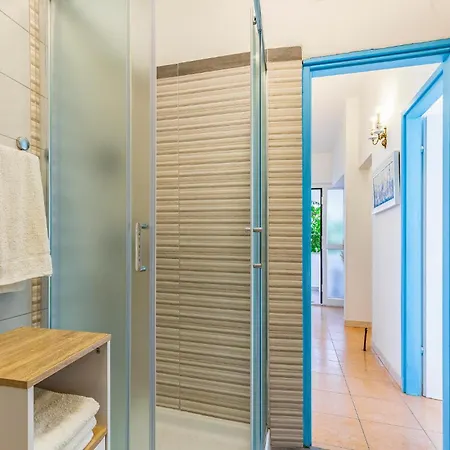 Apartament 2 Bedroom Beautiful In *